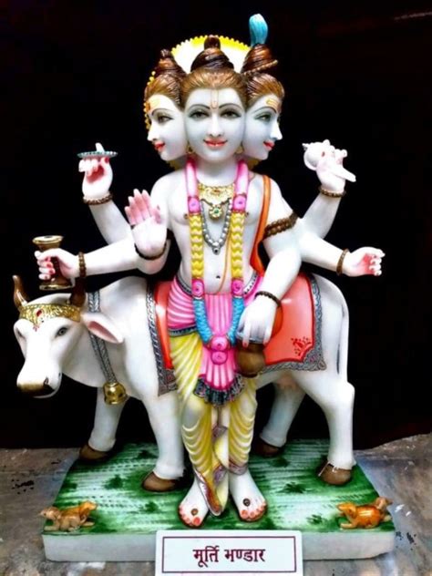 Marble Dattatreya Statue Speaciality Unique Designs At Best Price In