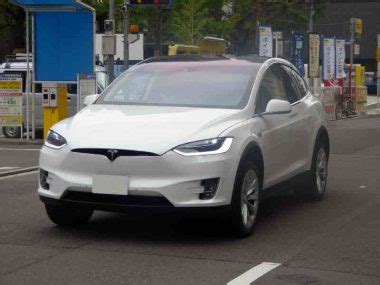 6 Common Tesla Model X Problems Solutions