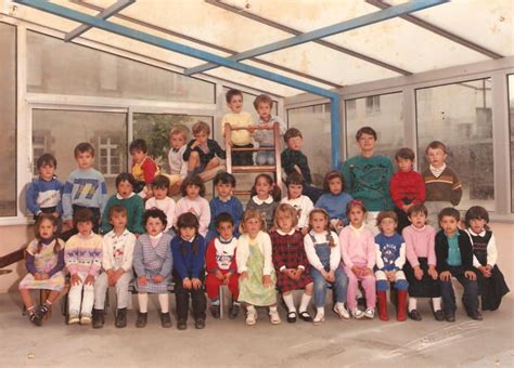 Photo De Classe Moyenne Section De 1987 Ecole Notre Dame De Liesse