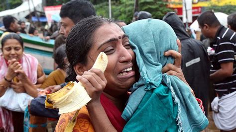 Kerala Floods Images After Worst Deluge In A Century Bbc News