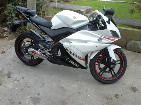 2011 Yamaha Yzf R125 White