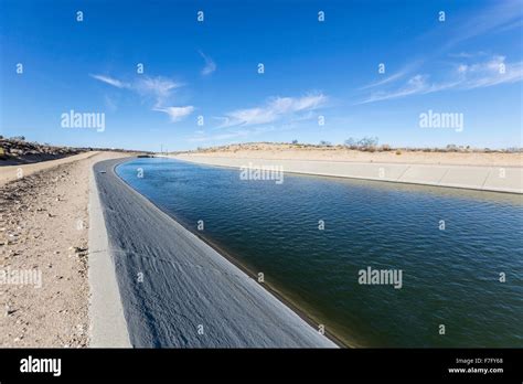 Los Angeles Aqueduct Hi Res Stock Photography And Images Alamy