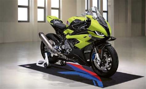 Bmw M Rr Tahun M Edition Peringati Model Berperforma Tinggi