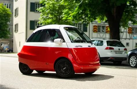 Arriva A Torino Microlino La Mini Car Elettrica A Forma Di Bubble Car