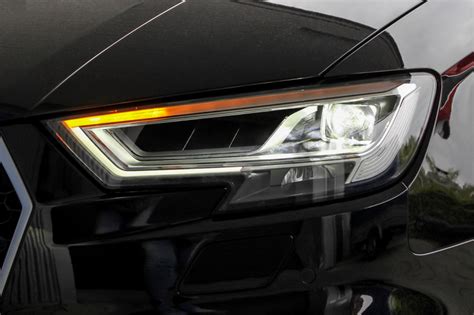 LED Matrix Headlights With LED DRL And Dynamic Blinker For Audi A3 8V