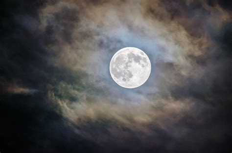 Une Super Lune bleue deuxième pleine lune du mois va illuminer le