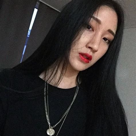 Esta Femme Fatale De Corea Del Sur Serán Tus Nuevas Chicas Tatuajes 360