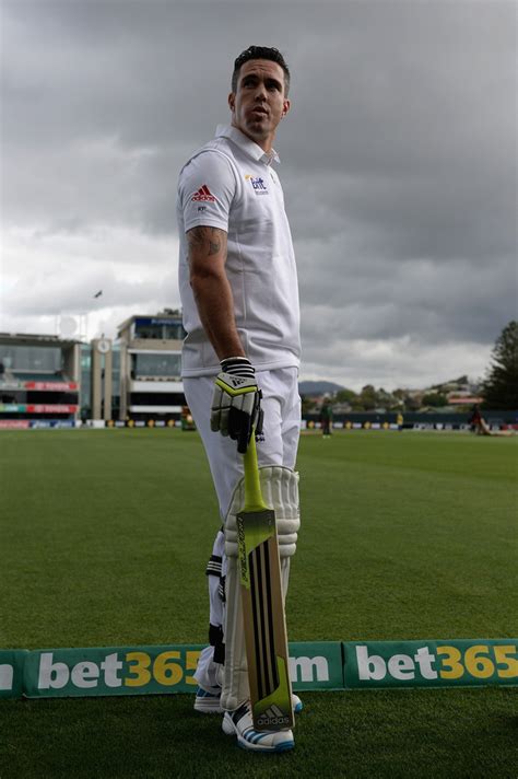 I never threatened to return home during the last Ashes series, says ...