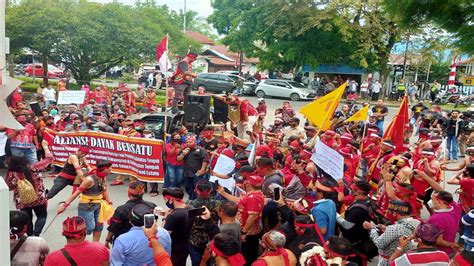 Gelar Aksi Damai Ini Aspirasi Yang Disampaikan Aliansi Dayak Bersatu