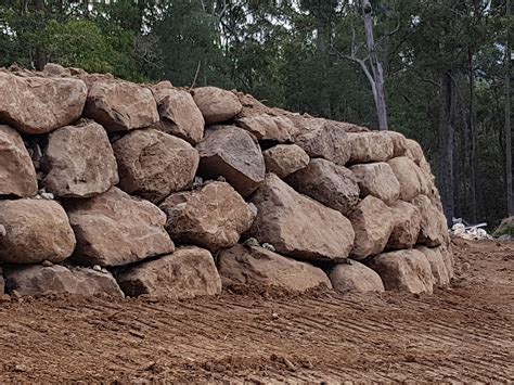 Bush Rock Retaining Walls Bush Rock Supplier Gold Coast And Brisbane