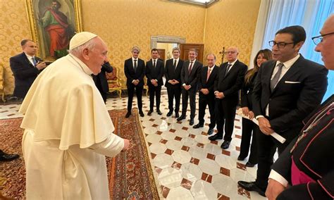 Vaticano Papa recebeu patriarca de Lisboa e delegação do Benfica