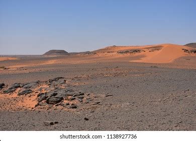 Sahara Desert Sudan Stock Photo 1138927736 | Shutterstock