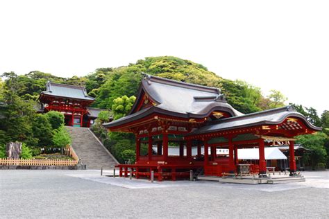 鎌倉・鶴岡八幡宮の見どころを紹介！御朱印やアクセス情報も【神奈川】 ｜じゃらんニュース