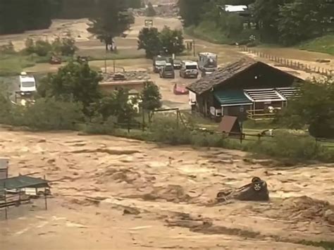 Grave Maltempo In Valle D Aosta Frane E Torrenti Esondati Isolano Le