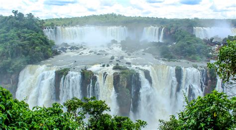 Iguazu Falls Wallpaper 4K