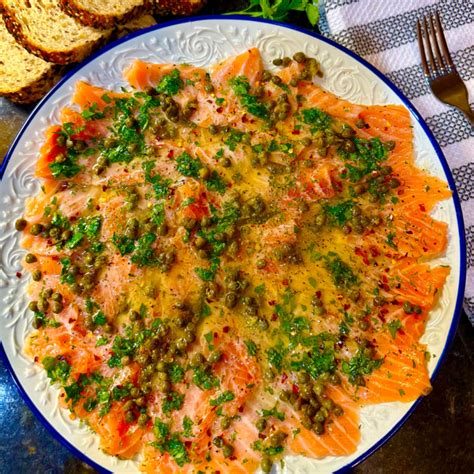 Fresh Salmon Carpaccio Recipe - Delicious Nutritious Food