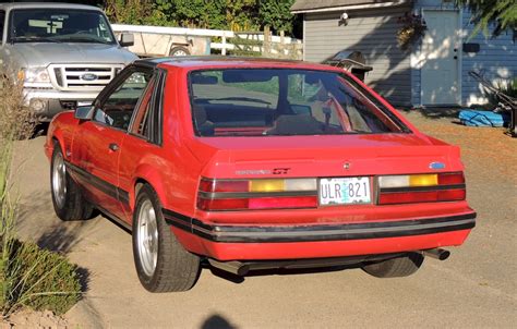 Red 1983 Ford Mustang Gt Hatchback Photo Detail