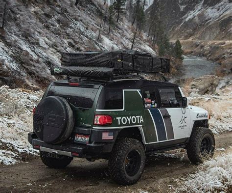 Meet One Of A Kind Lifted Toyota Fj Cruiser Pickup Truck Artofit