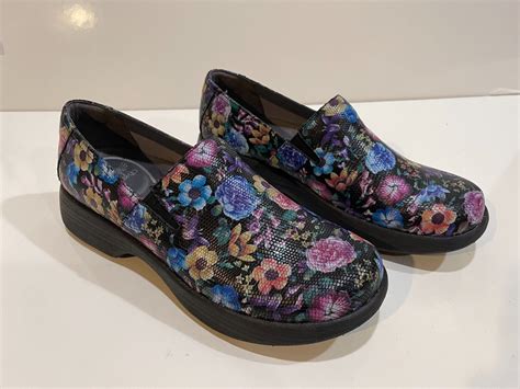 Dansko Women's Clogs Comfort Nursing Medical Printed … - Gem