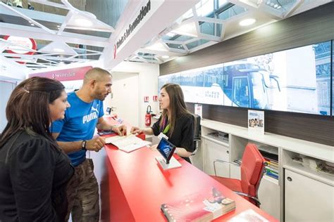 Tourist Information Desk Cdg Terminal 2e Roissy Lo Que Se Debe