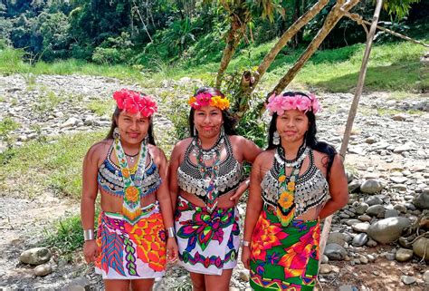 Discover the Emberá Culture in Panama