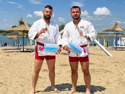 Doi Jandarmi Din Bihor Pe Podium La Concursul Na Ional De Sambo