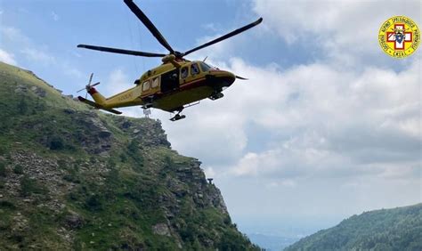 Locana Due Alpinisti Bloccati A Metri Di Quota Spettacolare