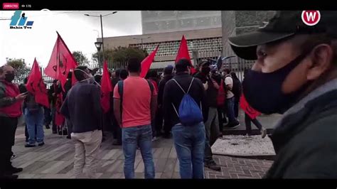 Marcha Del Frente Unitario De Trabajadores En El Centro De Quito Youtube