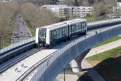 M Tro De Rennes La Ligne B Enfin Sur Les Rails