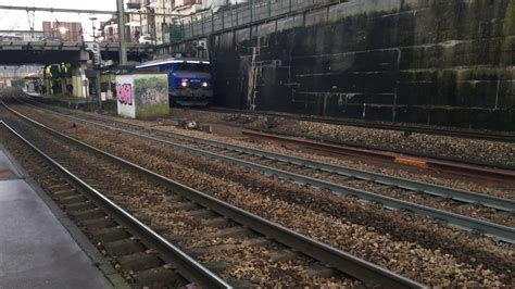 D Part De La Bb Ligne N Ripi En Gare De Viroflay Rive Gauche Pour