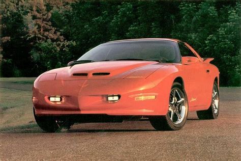 Pontiac Firebird Firehawk specs, 0-60, performance data - FastestLaps.com