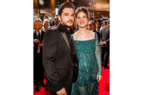 Kit Harington E Rose Leslie De ‘game Of Thrones Aparecem Com Filho