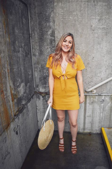 30 Summer Outfits Instagram Roundup Amy Bjorneby