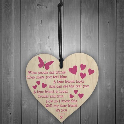 A True Friend Motivational Friendship Wood Hanging Heart T