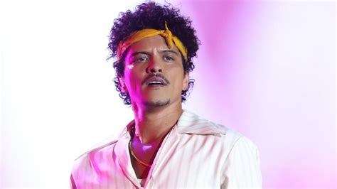 Bruno Mars Anuncia Shows Em Sp Na V Spera Da Elei O Ap S Rio Vetar Datas