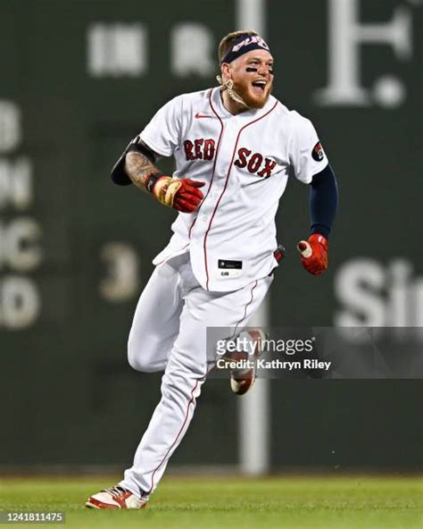 New York Yankees V Boston Red Sox Game One Photos And Premium High Res Pictures Getty Images