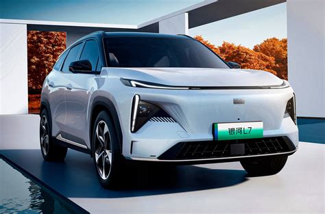 Новые китайские машины - 58 фото