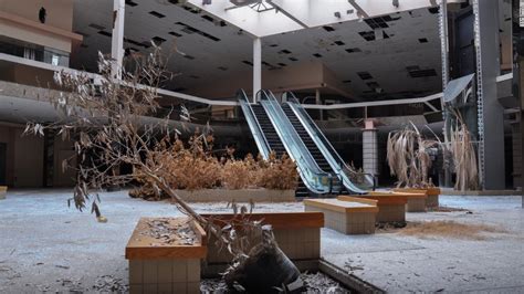 America S Abandoned Malls Eerie Photos From Seph Lawless Cnn