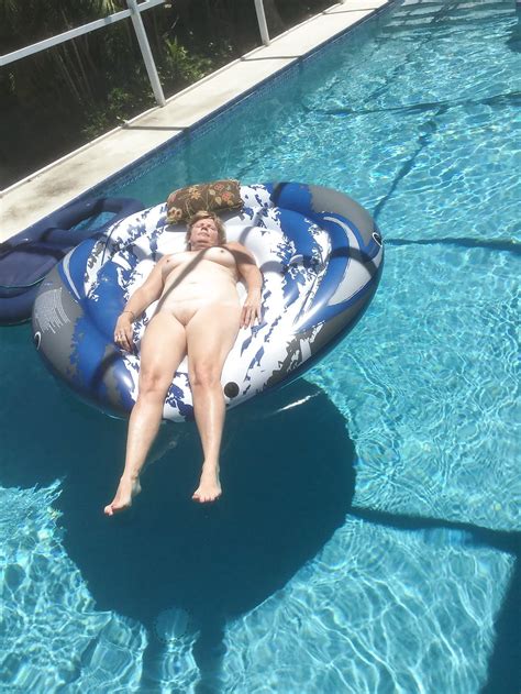 Friends Wives B Sneakywife Pool Porn Pic