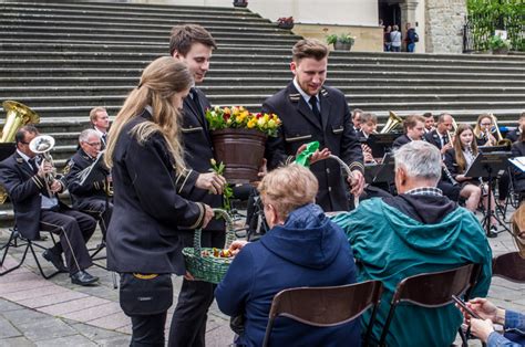 Koncert Jak Dzieci Do Matki Z Okazji Dnia Matki I Dziecka W Wykonaniu