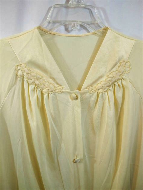 Vintage Womens Vanity Fair Lingerie Yellow Bed Jac Gem