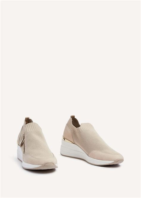 Linzi Adler Nude Flyknit Wedged Trainer Matalan