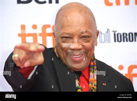 Quincy jones music producer hi-res stock photography and images - Alamy