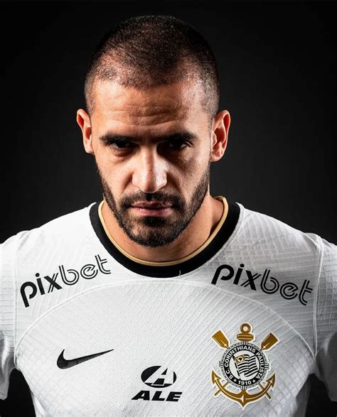 Pin De Em Corinthians Renato Augusto Renato Renato Augusto