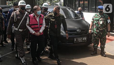 Surya Darmadi Jalani Pemeriksaan Perdana Di Kejaksaan Agung Foto