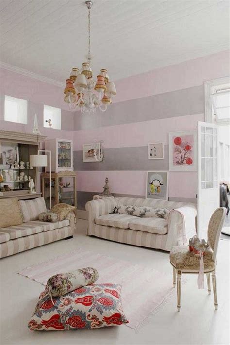 Painting stripes on the wall - tips and ideas