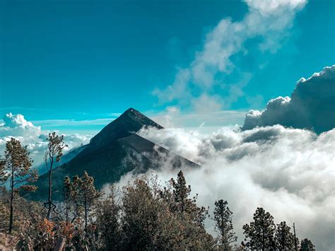 Epic Guide: Overnight Acatenango Volcano Hike