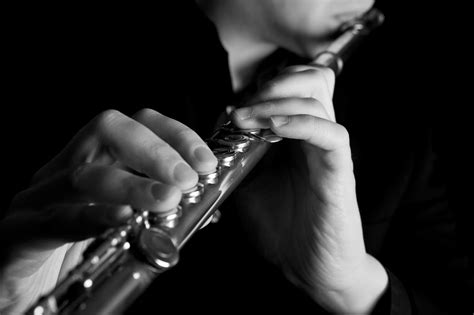 Learn Online Flute Lessons for Learning Beautifully & Fast!