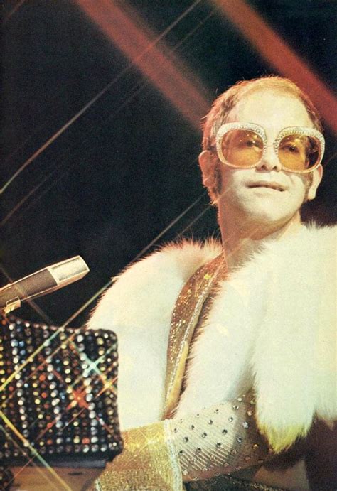 30 Flamboyant Stage Costumes of Elton John During the 1970s ~ Vintage ...