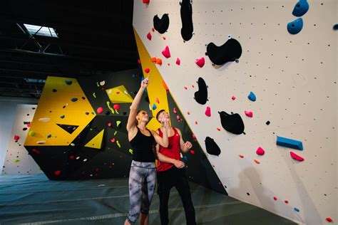 Indoor Rock Climbing Kelowna - Gneiss Climbing — gneiss climbing